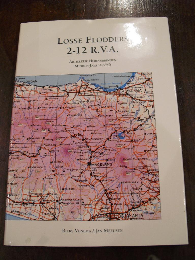 Losse flodders 2-12 r.v.a. / Artillerie herinneringen java, Ophalen of Verzenden, Tweede Wereldoorlog, Zo goed als nieuw, Overige onderwerpen