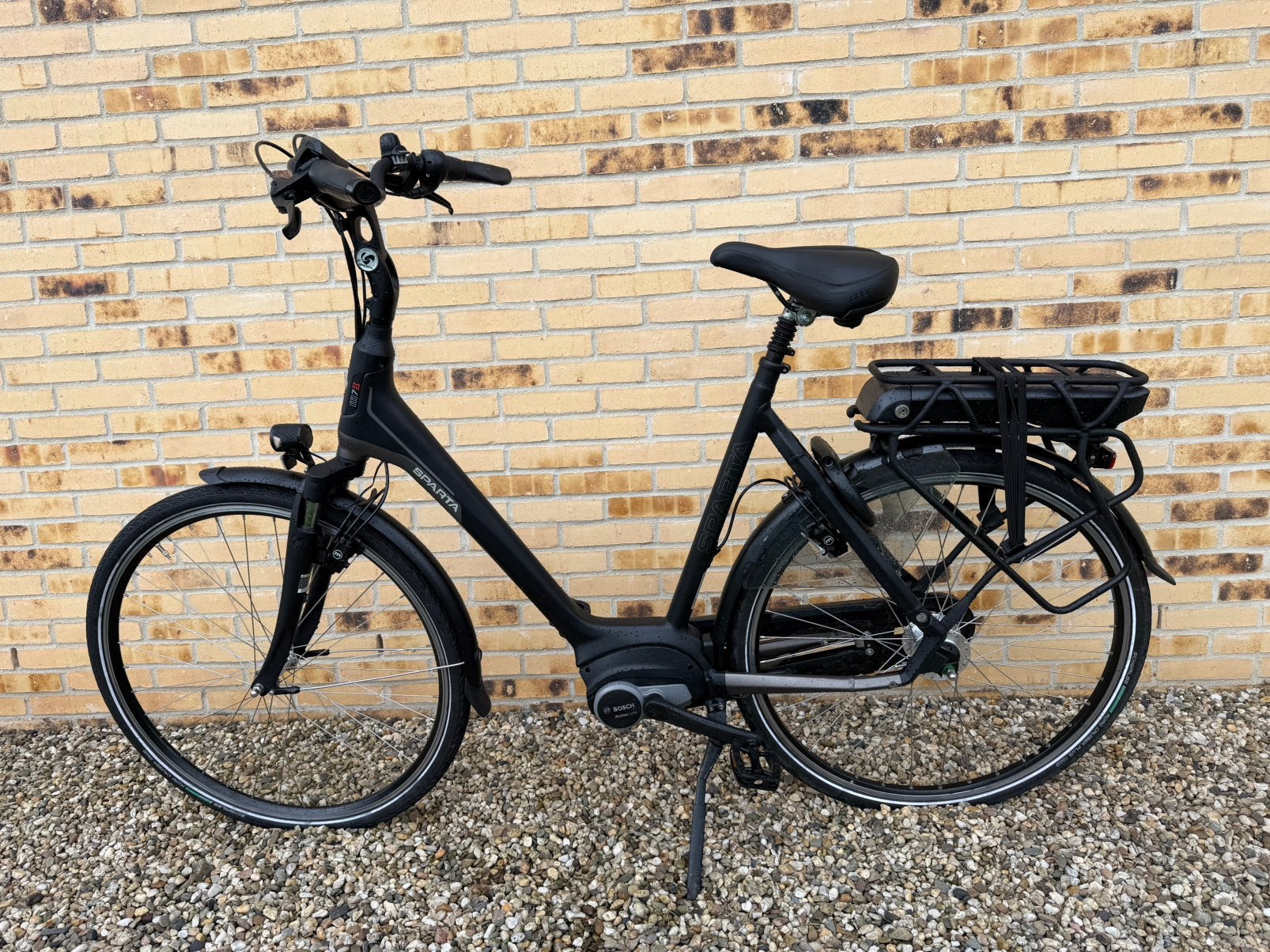 Als nieuwe Sparta M7B D elektrische fiets+ bosch middenmotor, Fietsen en Brommers, Ophalen, Sparta, Velgrem, Versnellingen