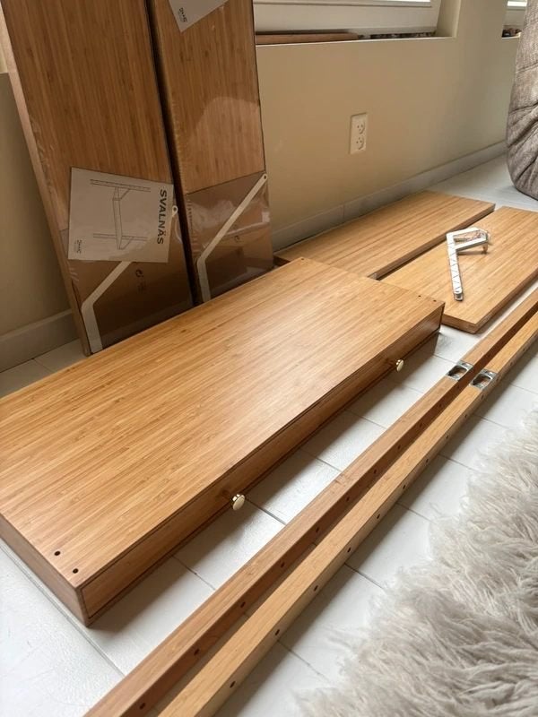 IKEA Svalnäs wandsysteem. Bureau +4 planken., Ophalen, 75 cm of meer, Zo goed als nieuw, Minder dan 150 cm