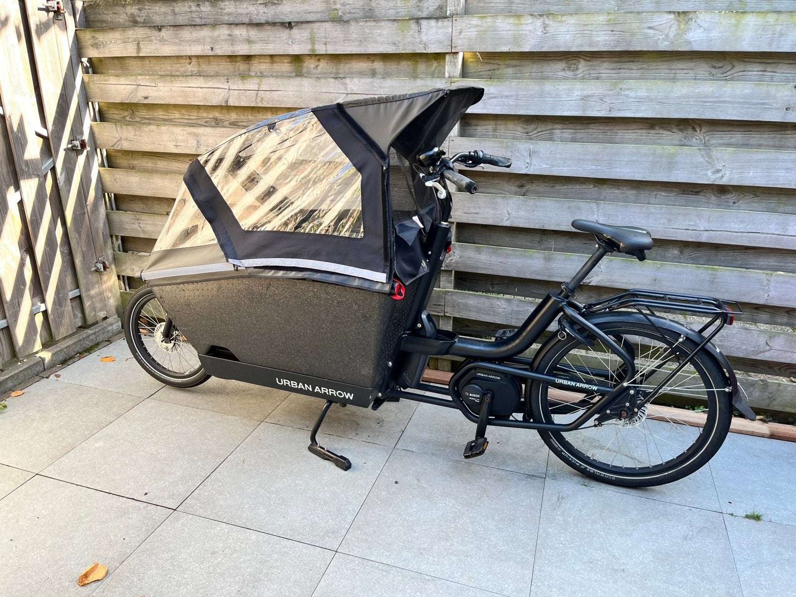 Urban Arrow Family (inclusief regen & zonnehuif), Fietsen en Brommers, Fietsen | Bakfietsen, Ophalen, Gebruikt