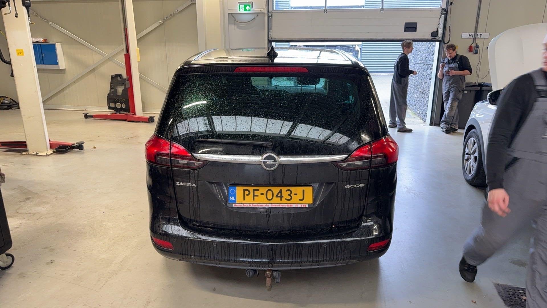 Opel Zafira Tourer 1.4 Innovation 7p., Auto's, Opel, Stof, Gebruikt, Zwart, 4 cilinders