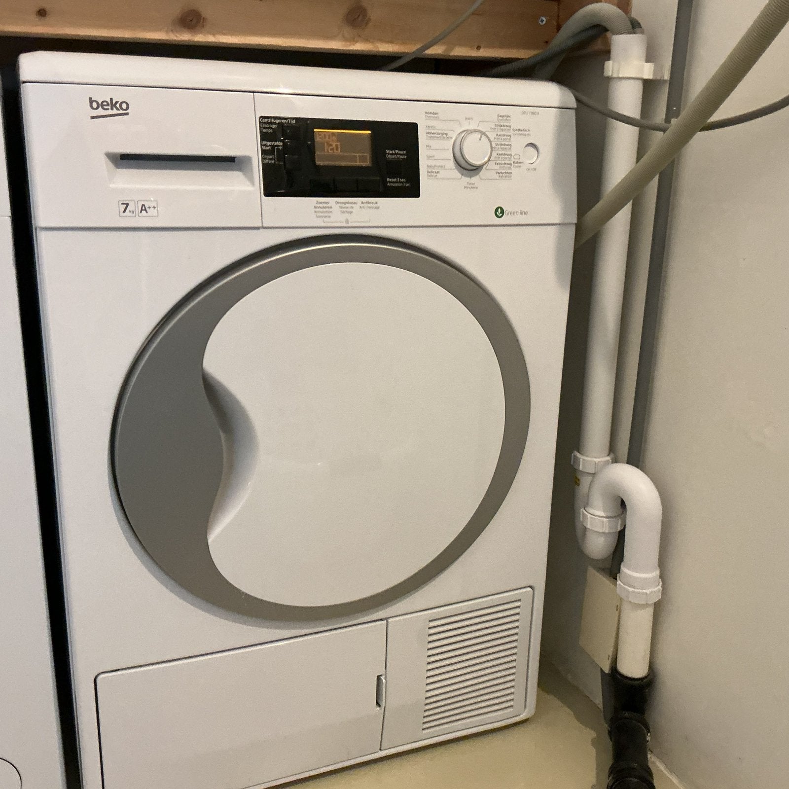 Defecte warmtepomp wasdroger, Ophalen, 6 tot 8 kg, Zo goed als nieuw, 85 tot 90 cm