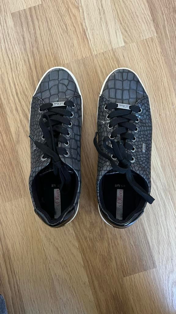 S.Oliver sneakers met krokodillenprint, Ophalen of Verzenden, Zo goed als nieuw, Grijs, Sneakers of Gympen