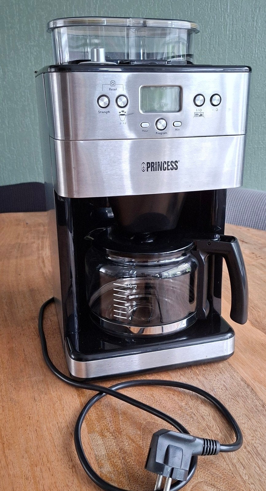 Princess Koffiezetapparaat met bonenmaler, Witgoed en Apparatuur, Koffiezetapparaten, Ophalen, Afneembaar waterreservoir, Gebruikt