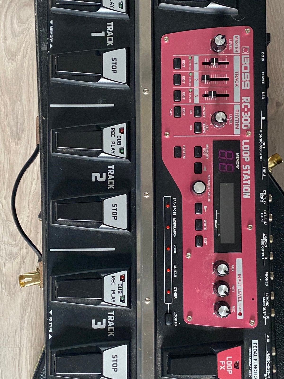 Te koop boss rc-300 loop station, Muziek en Instrumenten, Effecten, Ophalen, Zo goed als nieuw