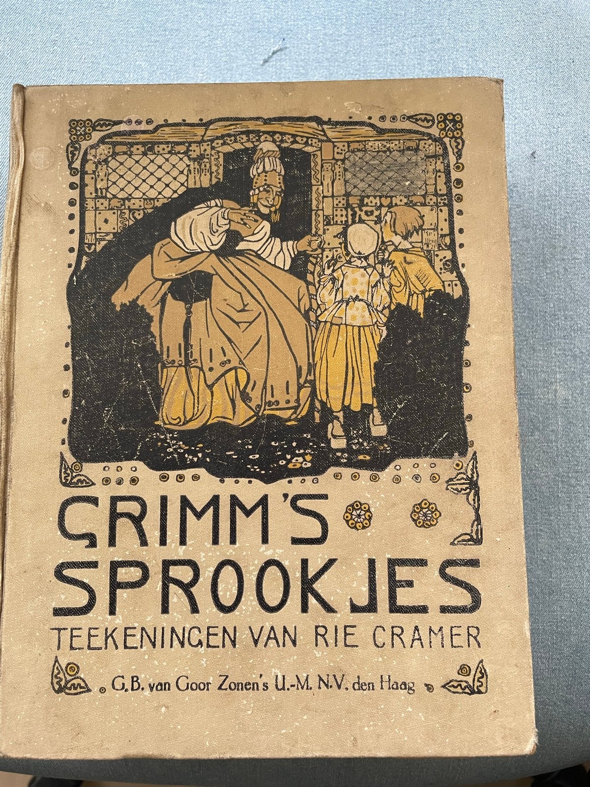Grimm's Sprookjes - Geïllustreerd door Rie Cramer, Ophalen of Verzenden, Gelezen