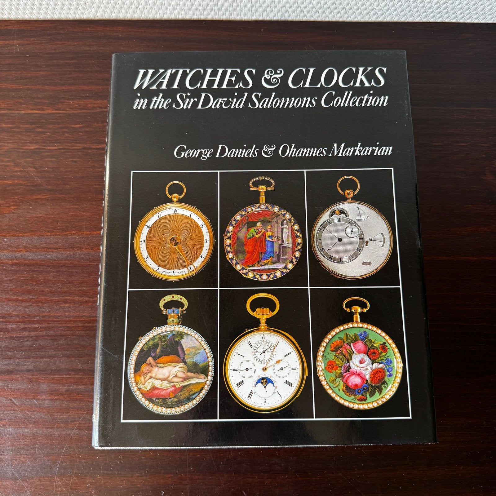 Boek Watches & Clocks in the Sir David Salomons Collection, Antiek en Kunst, Antiek | Klokken, Ophalen of Verzenden