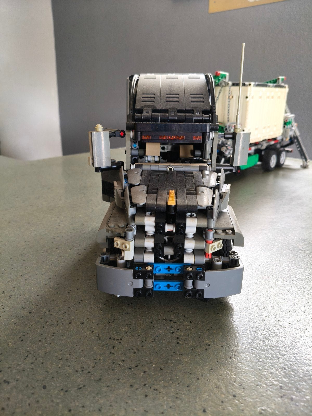 Lego Technic Vrachtwagen met oplegger, Ophalen of Verzenden, Zo goed als nieuw