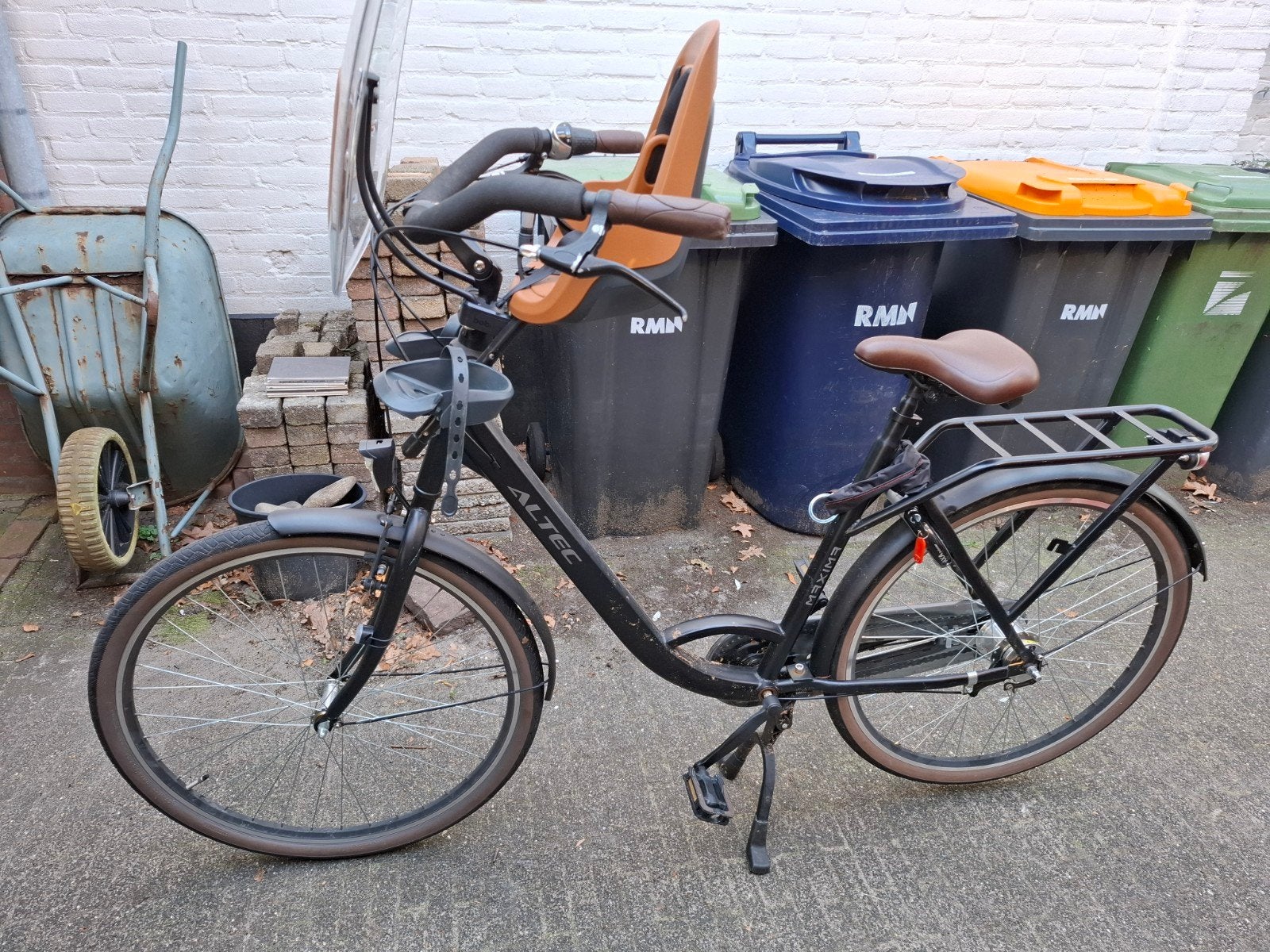 Altec Maxima Damesfiets met Bobike Voorzitje, Ophalen, Gebruikt, Versnellingen
