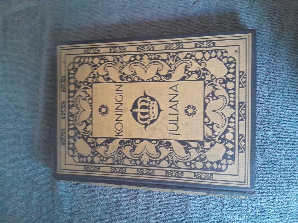 Koningin Juliana Officieel Gedenkboek 1948, Ophalen of Verzenden, Gelezen, Mr. J.R.H. van Schaik, Overige