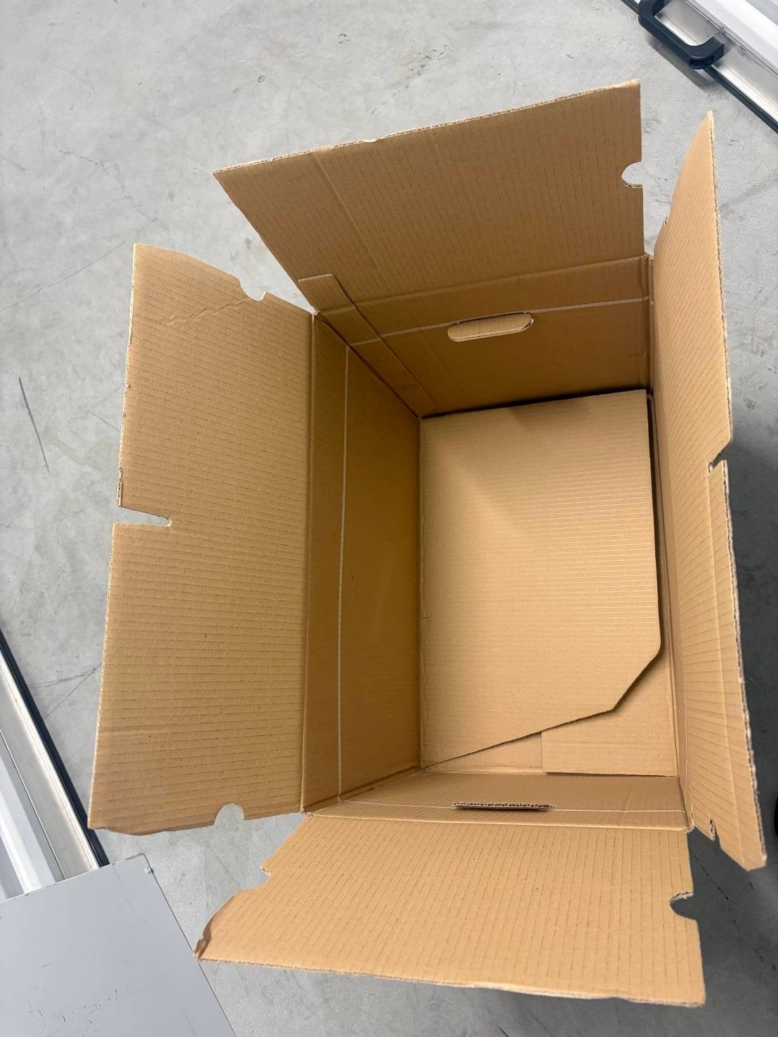 Verhuisdozen - Stevig en Klaar voor Gebruik, Ophalen, Opvouwbaar, Minder dan 50 cm, Minder dan 40 cm