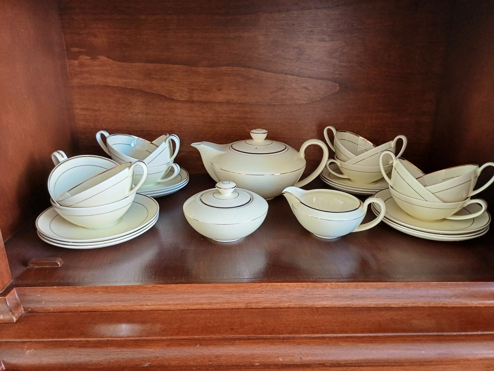 Vintage Petrus Regout & Co. Maastricht Theeservies, Antiek en Kunst, Ophalen