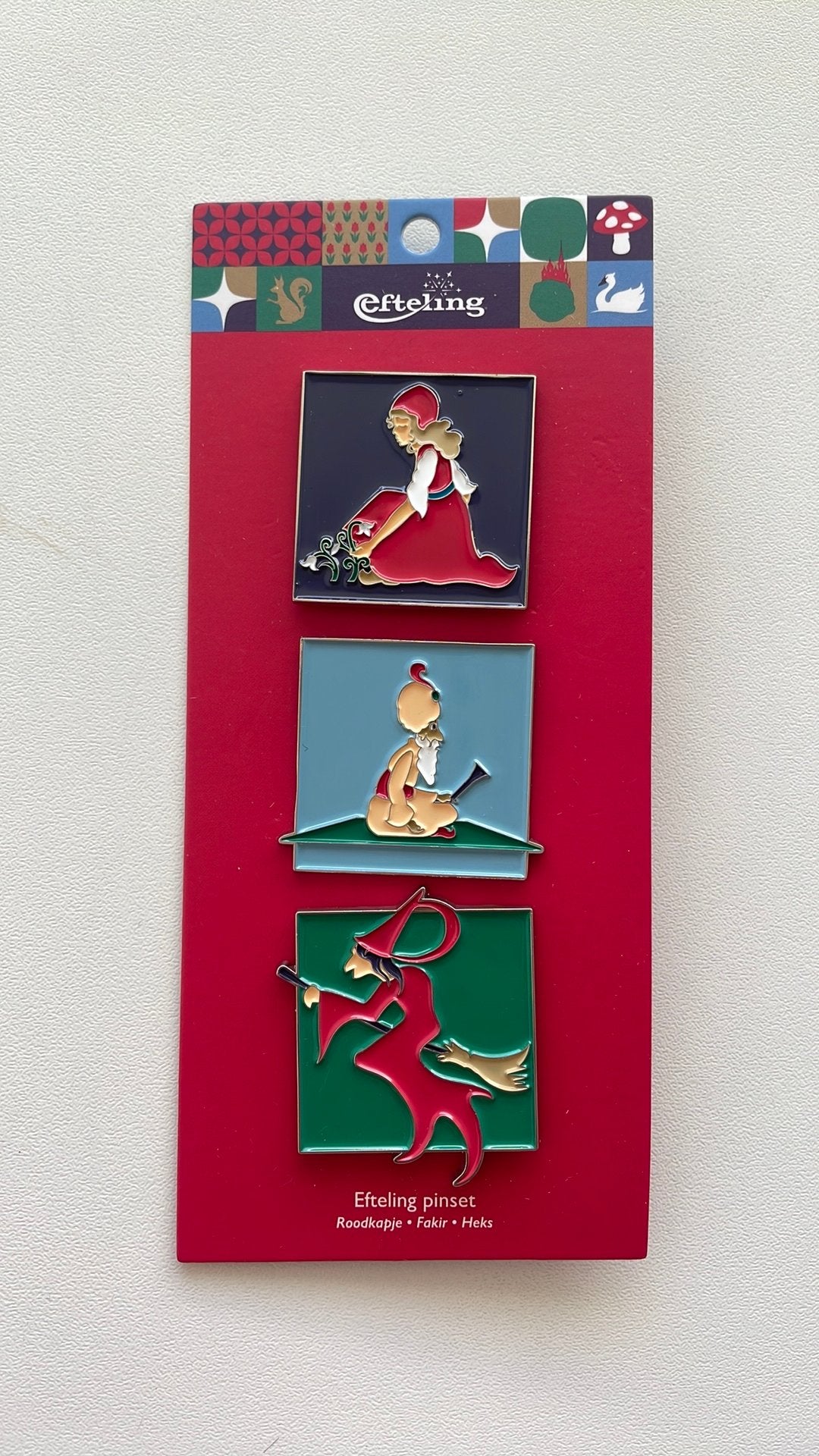 Efteling pinset Roodkapje, Fakir en Heks, Ophalen of Verzenden, Nieuw, Button of Speldje