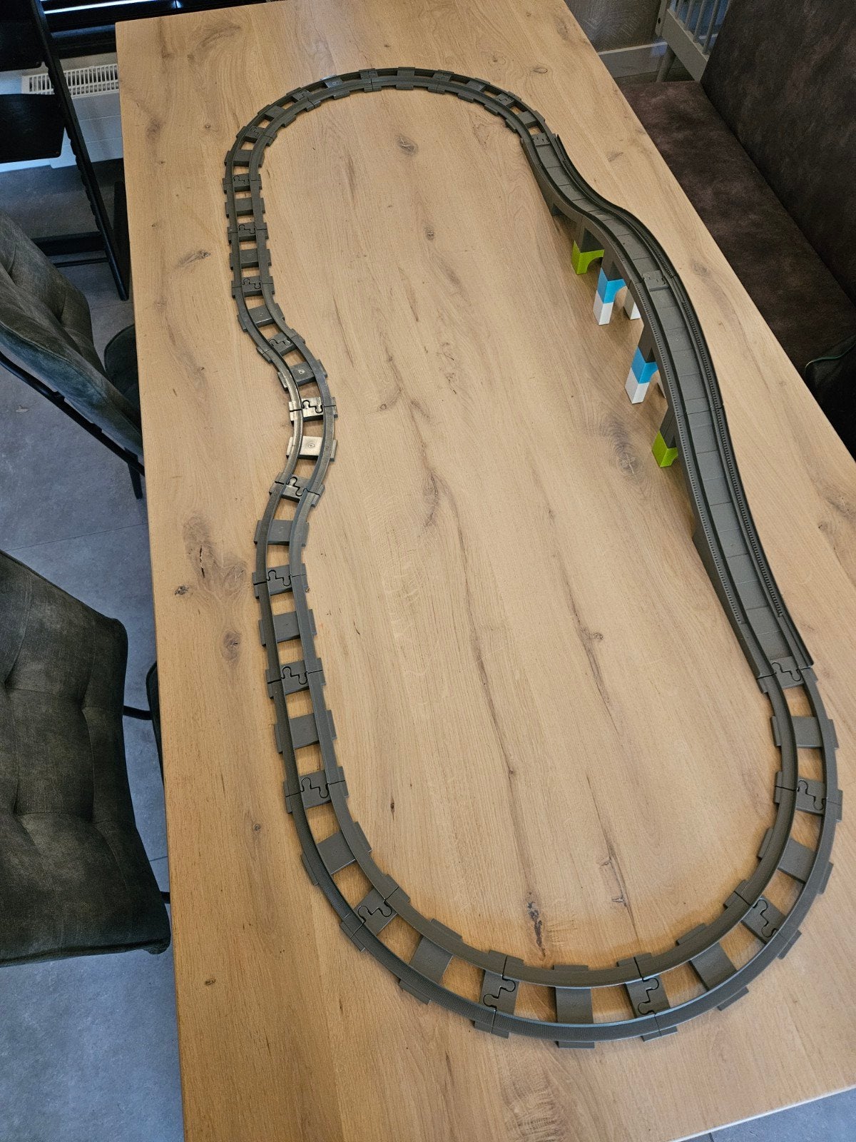 Duplo rails grote brug grijs, Kinderen en Baby's, Speelgoed | Duplo en Lego, Ophalen of Verzenden, Zo goed als nieuw, Duplo