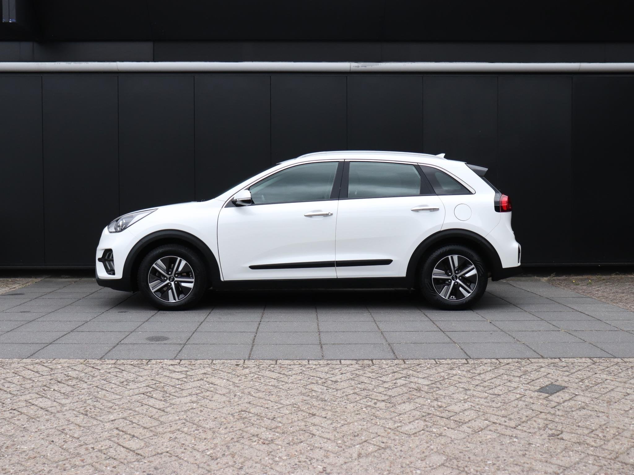 Kia Niro 1.6 GDi Hybrid DynamicLine | AUT. | CAMERA | NAVI |, Auto's, Stof, Gebruikt, Euro 6, 2 kWh