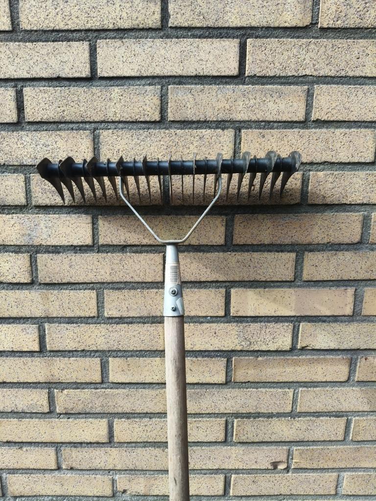 Verticuteerhark, Ophalen, Nieuw, Hark, Onbekend