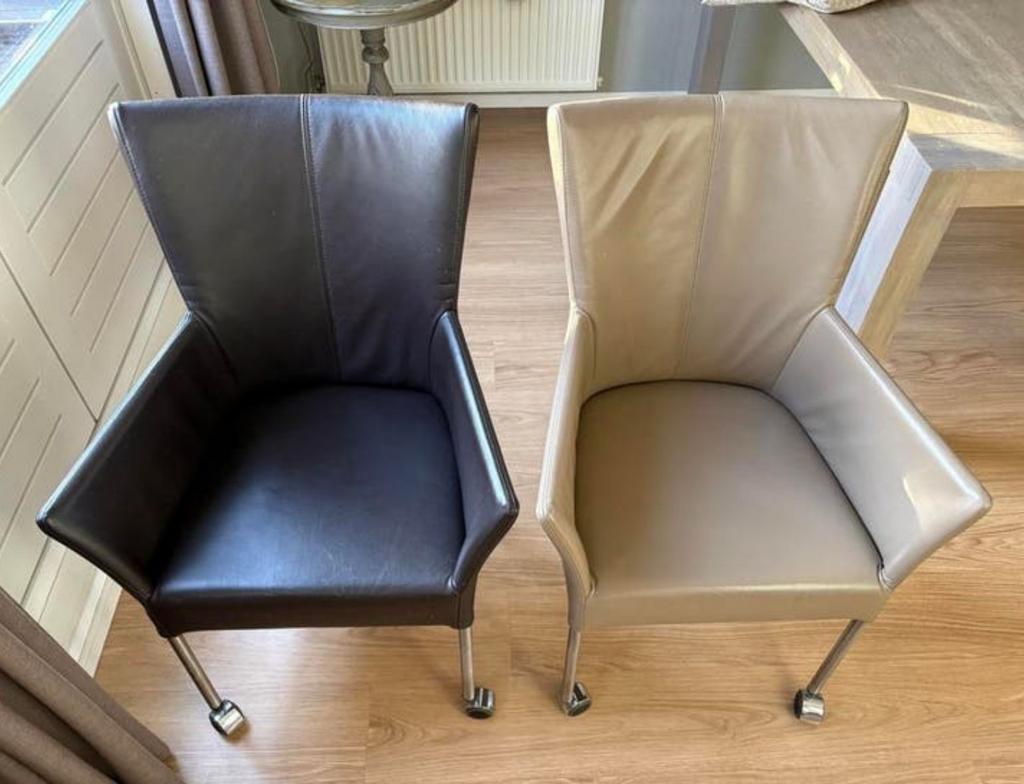 4 leren stoelen met wieltjes, Huis en Inrichting, Fauteuils, Ophalen, Gebruikt, Minder dan 75 cm, Leer