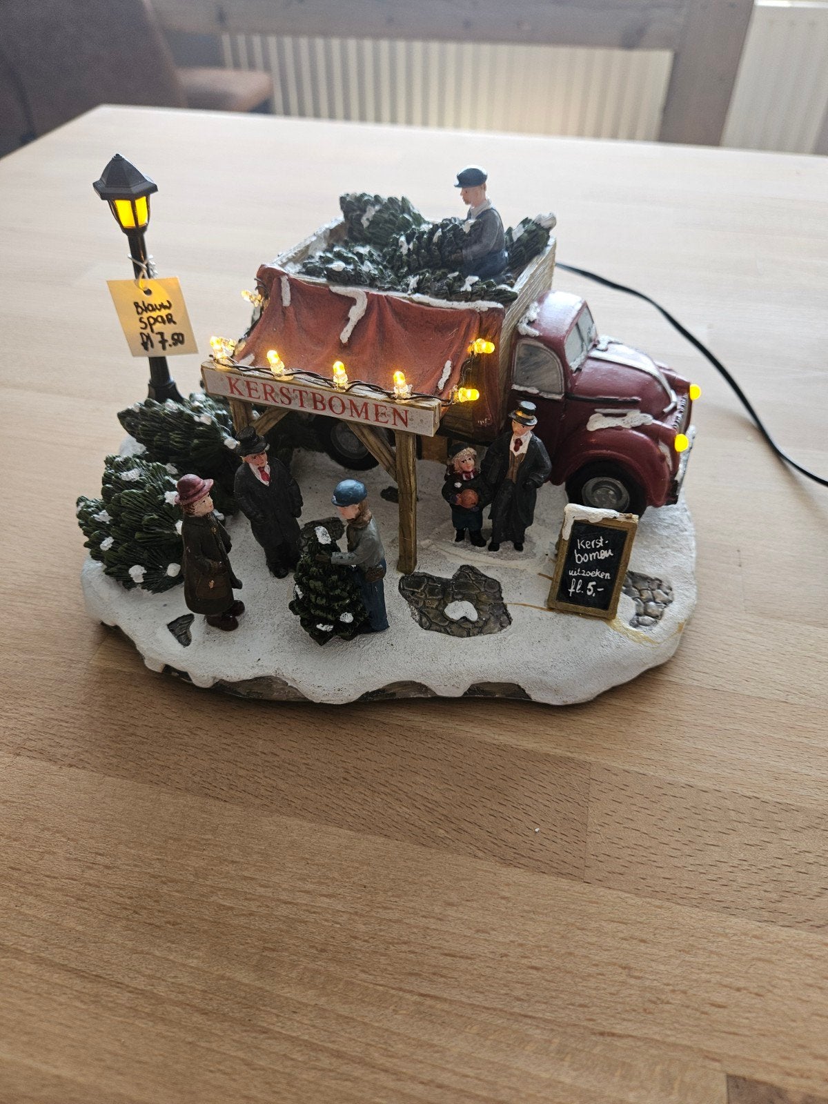 Kerstbomenverkoop typisch hollands, Ophalen of Verzenden