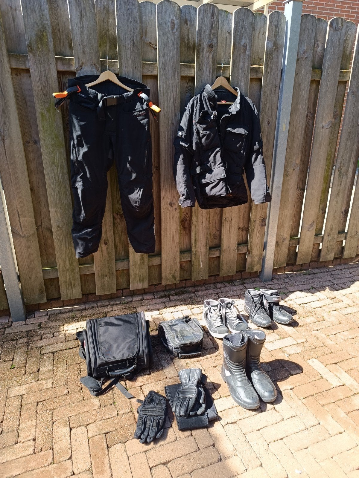 Motorkleding & accessoires, Ophalen