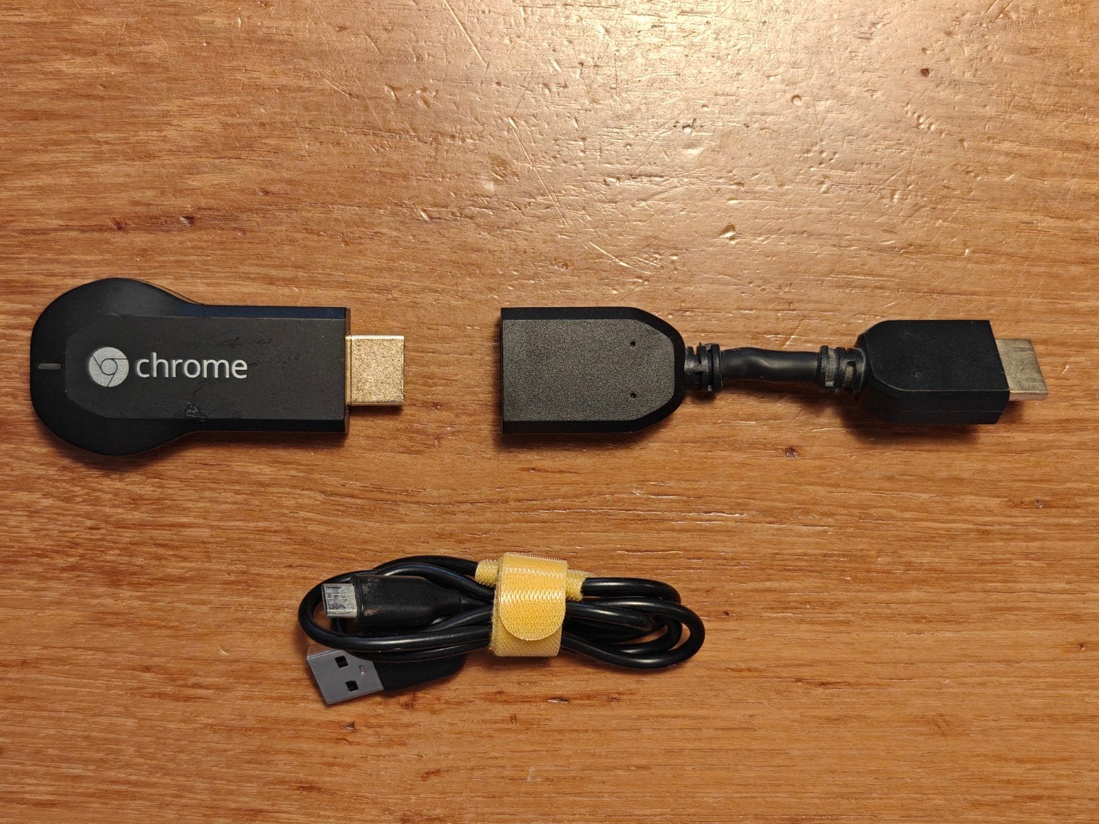 Google Chromecast (H2G2-42) met HDMI en USB-kabel, Ophalen of Verzenden, Gebruikt, HDMI