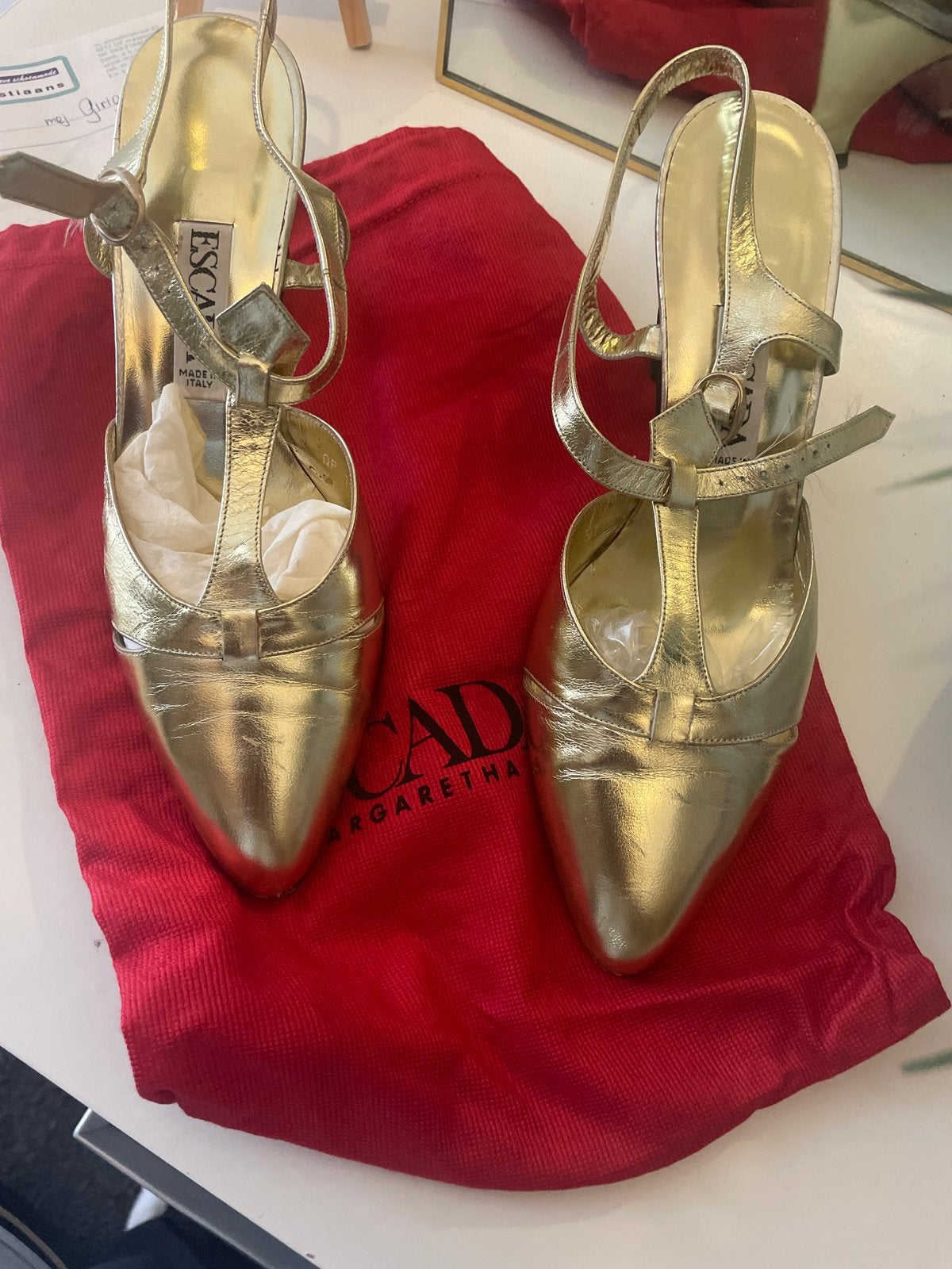Gouden Escada Pumps - Maat 37,5, Ophalen of Verzenden, Zo goed als nieuw, Geel, Pumps