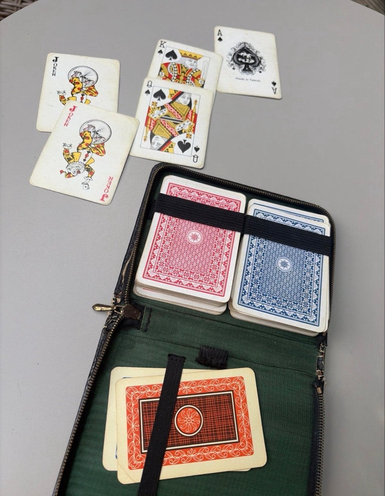 Antieke Speelkaarten Set in Leren Etui - Rood & Blauw Deck, Ophalen of Verzenden, Gebruikt, Speelkaart(en)