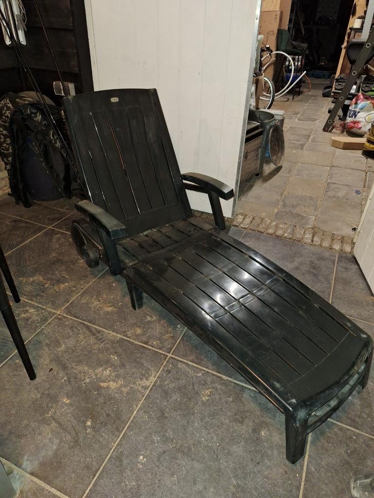 Jardin ligbed met wielen en verstelbare rugleuning, Tuin en Terras, Ligbedden, Ophalen of Verzenden, Gebruikt, Kunststof, Verstelbaar