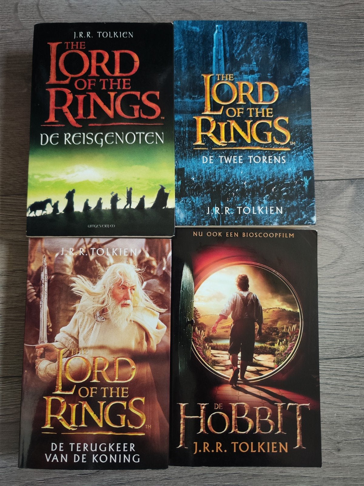 The Lord of the Rings-set + De Hobbit – J.R.R. Tolkien, Ophalen of Verzenden, Zo goed als nieuw, J.R.R. Tolkien