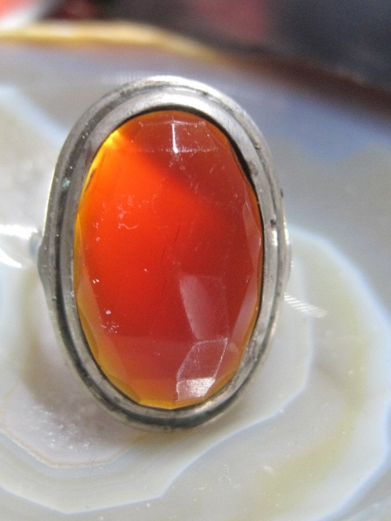 Antiek zilver carneool ring circa 1950, Sieraden, Tassen en Uiterlijk, Ophalen, Zo goed als nieuw, 17 tot 18, Met edelsteen