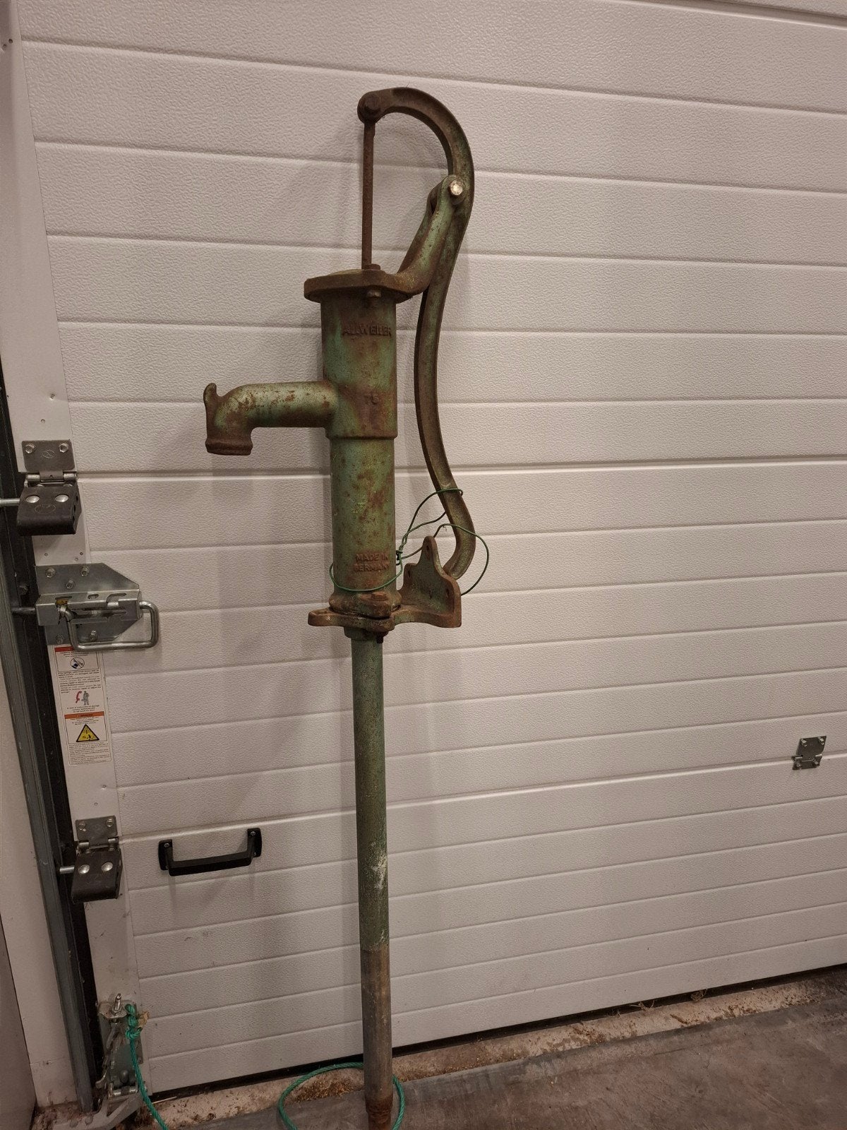 Antieke handwaterpomp - Decoratief object, Tuin en Terras, Ophalen, Gebruikt