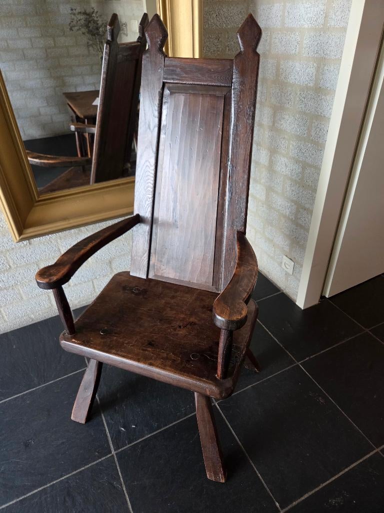 Antieke Spaanse houten stoel - Blikvanger, Antiek en Kunst, Antiek | Meubels | Stoelen en Banken, Ophalen