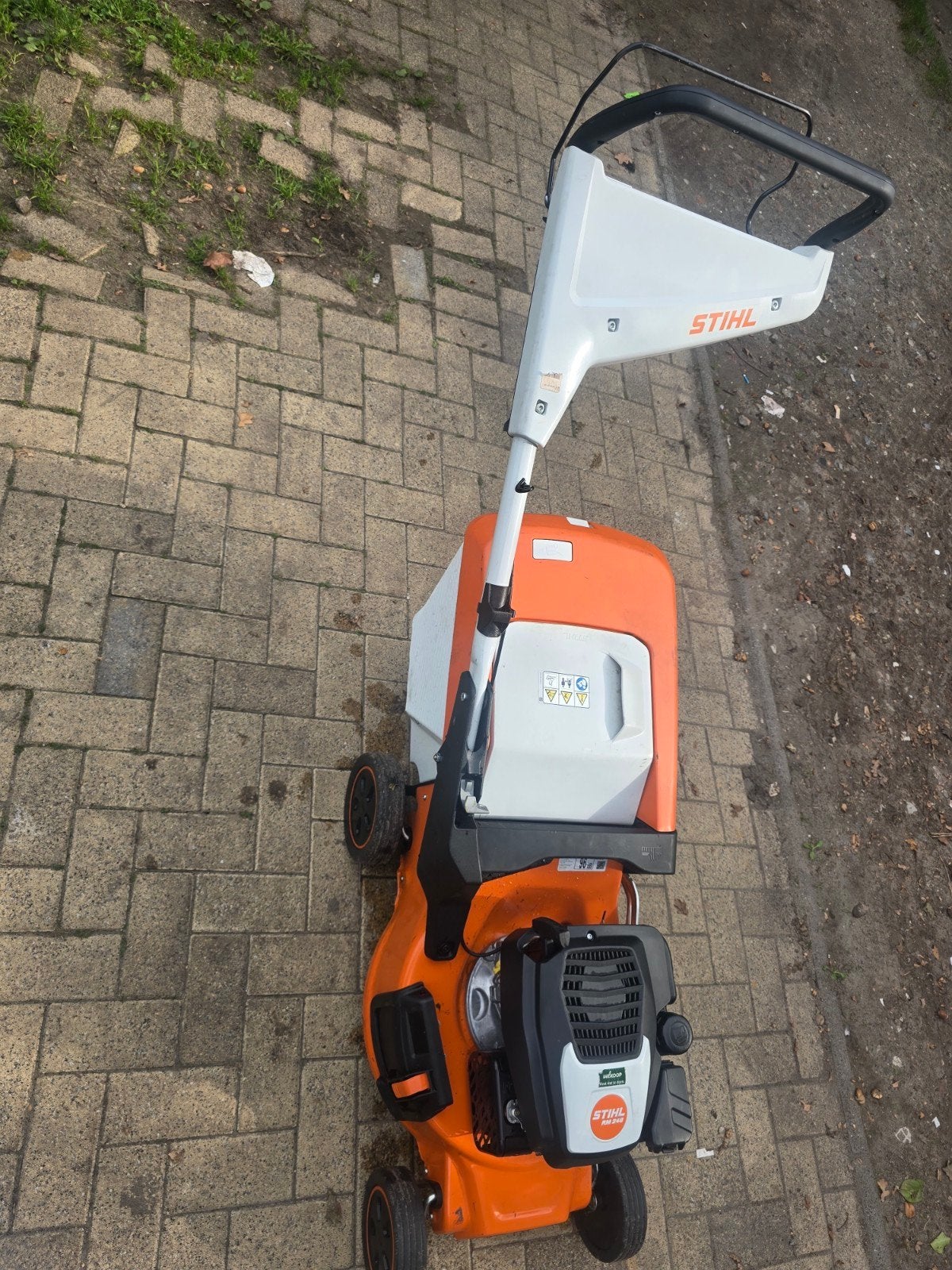 Stihl Benzine Grasmaaier - Zo goed als nieuw, Tuin en Terras, Cirkelmaaier, Stihl, Ophalen of Verzenden, Zo goed als nieuw