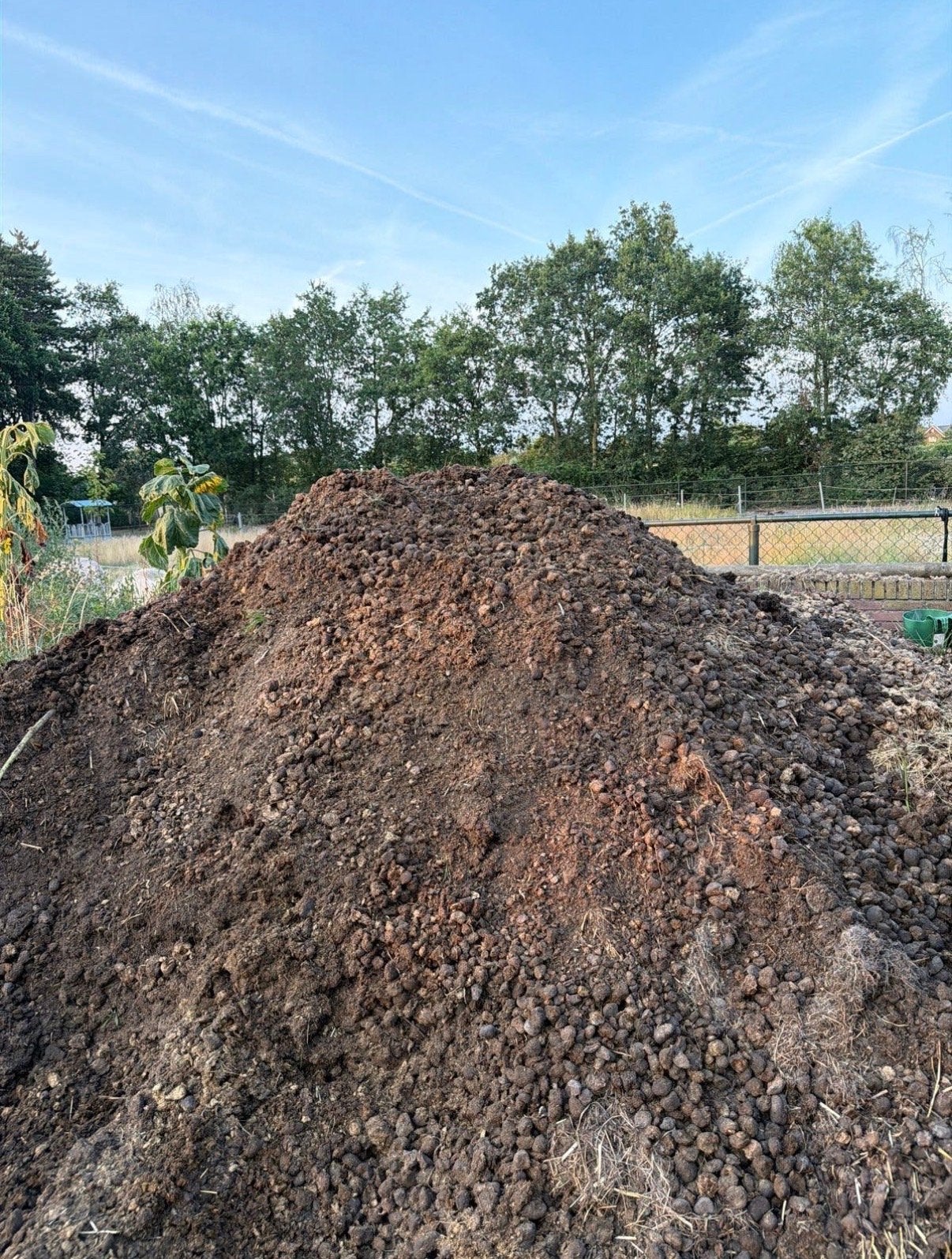 GRATIS Paardenmest / compost, Tuin en Terras, Aarde en Mest, Ophalen, Compost
