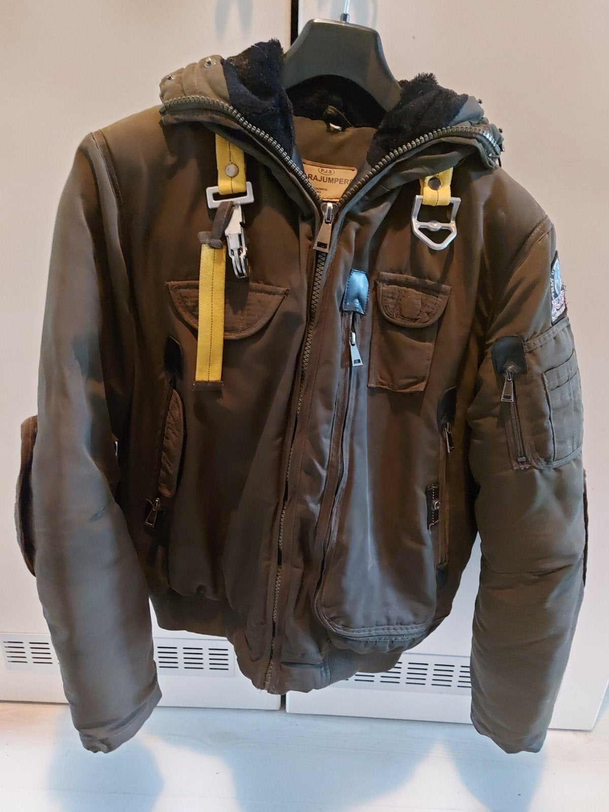 Parajumpers maat L, Ophalen of Verzenden
