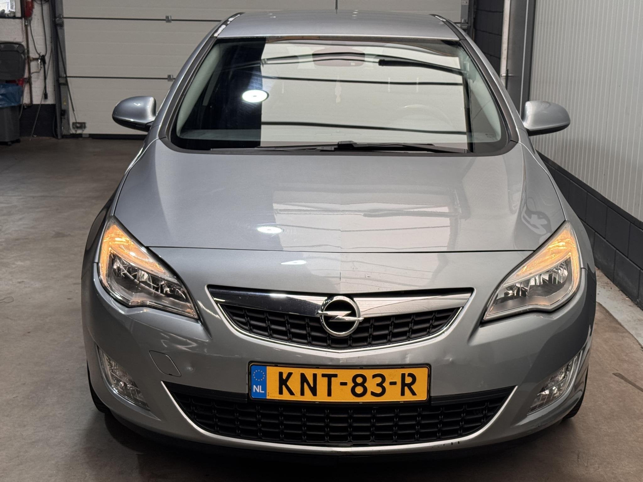 Opel Astra 1.6 Selection, Auto's, Voorwielaandrijving, Euro 5, Stof, 4 cilinders