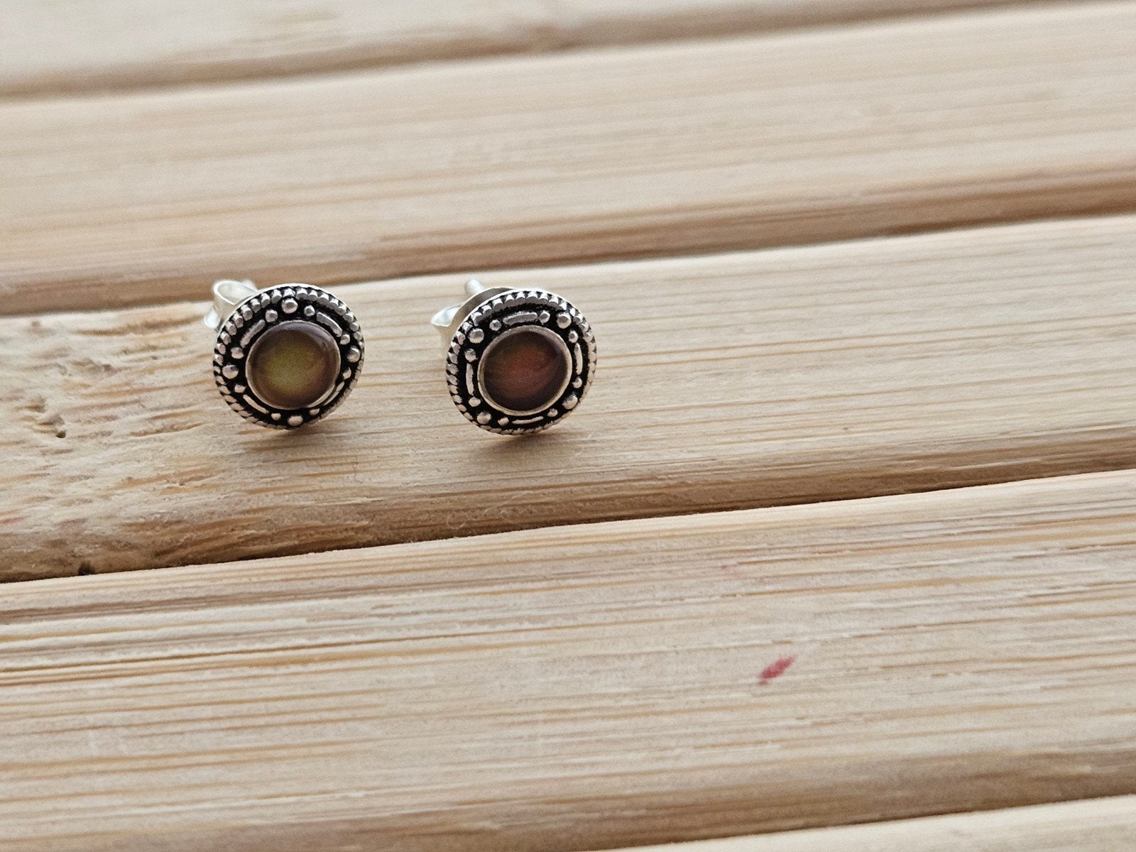 Sterling zilver bali moodsteen oorknopjes, Met kristal, Nieuw, Ophalen of Verzenden, Knopjes of Stekers