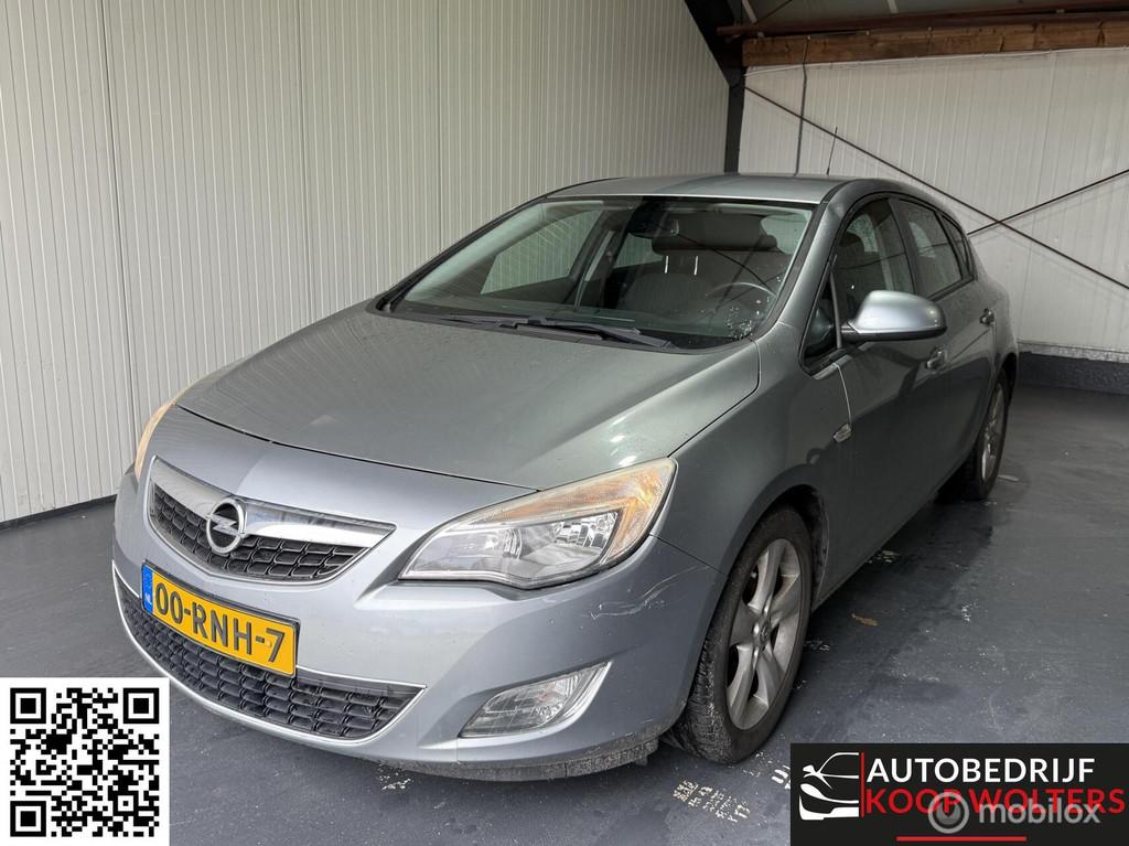 Opel Astra 1.6 Turbo GT, Auto's, Voorwielaandrijving, Euro 5, Gebruikt, 4 cilinders