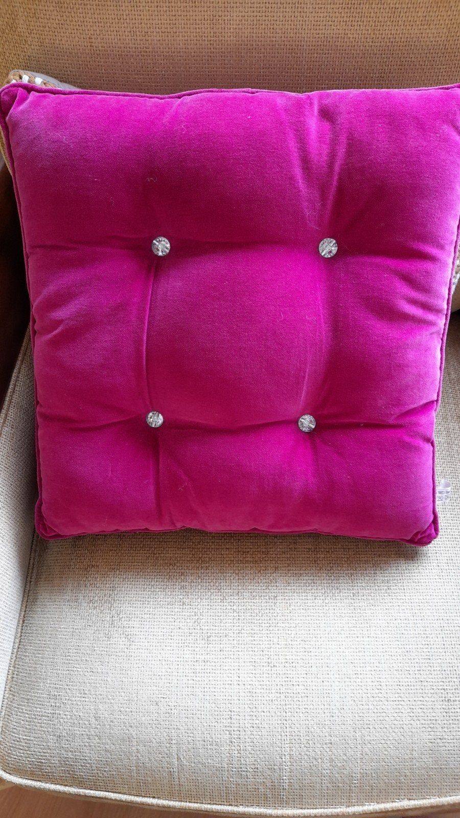 Roze kussen met glinsterende knopen, Ophalen of Verzenden, Zo goed als nieuw, Roze, Vierkant