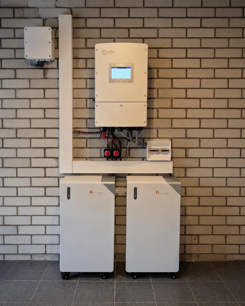 Thuisbatterij 32kWh met Solis 15kW noodstroom/EMS/Peak, Ophalen, Nieuw, Curieweg 7, 3208 KJ Spijkenisse, Europe@felicitysolar.com