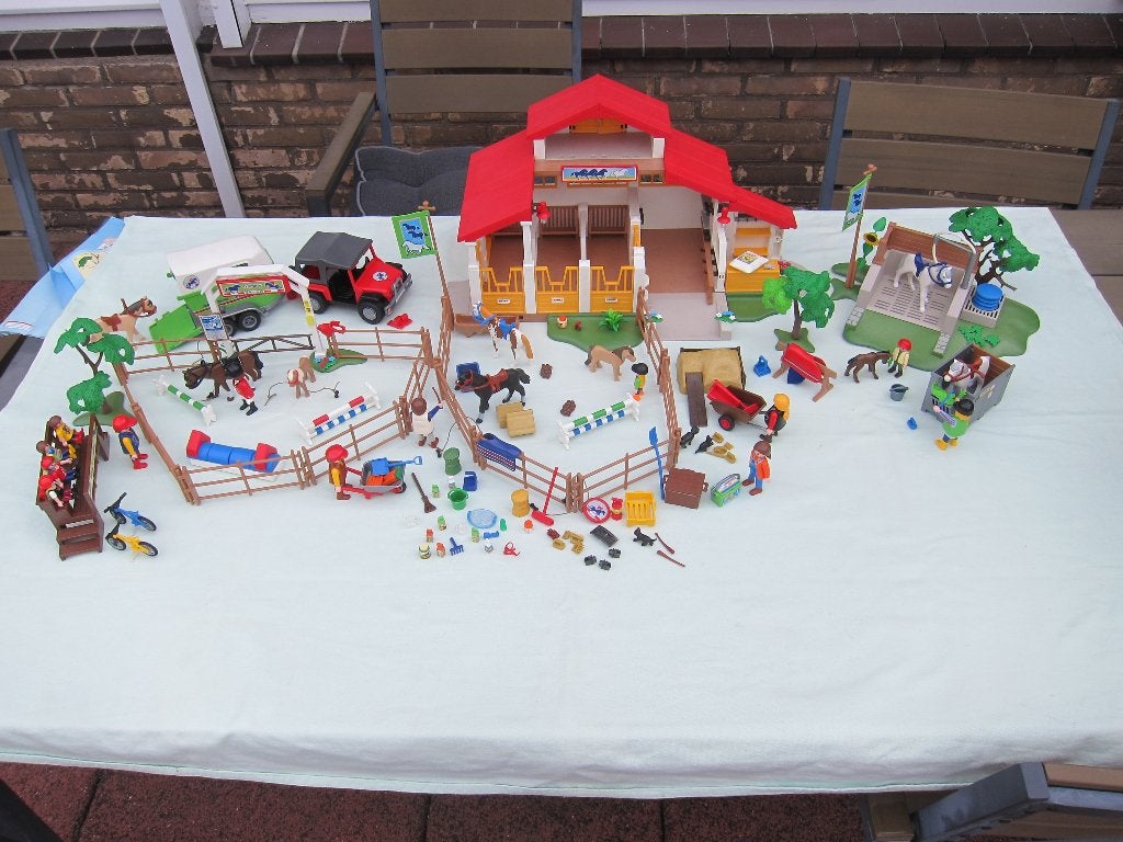 PlayMobil Paardenstal Dressuur Trailer Wasbox Transportbox, Ophalen of Verzenden, Zo goed als nieuw