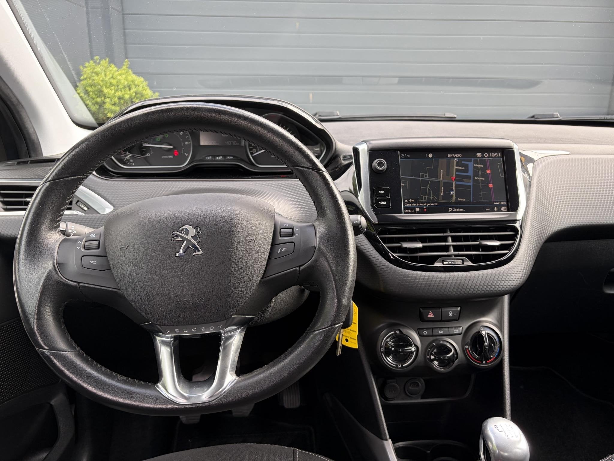 Peugeot 2008 1.2 PureTech Blue Lion 2e Eigenaar,131pk,Carpla, Auto's, Peugeot, Voorwielaandrijving, Stof, Euro 6, 1199 cc