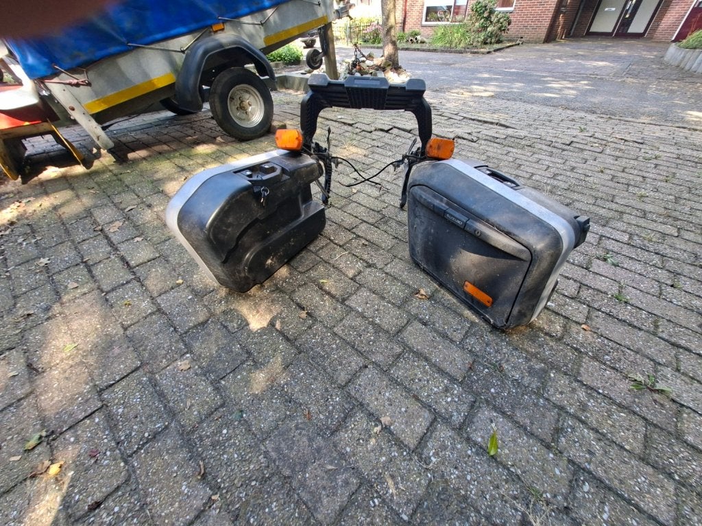 Suzuki kofferset  type ?, Motoren, Ophalen of Verzenden, Gebruikt