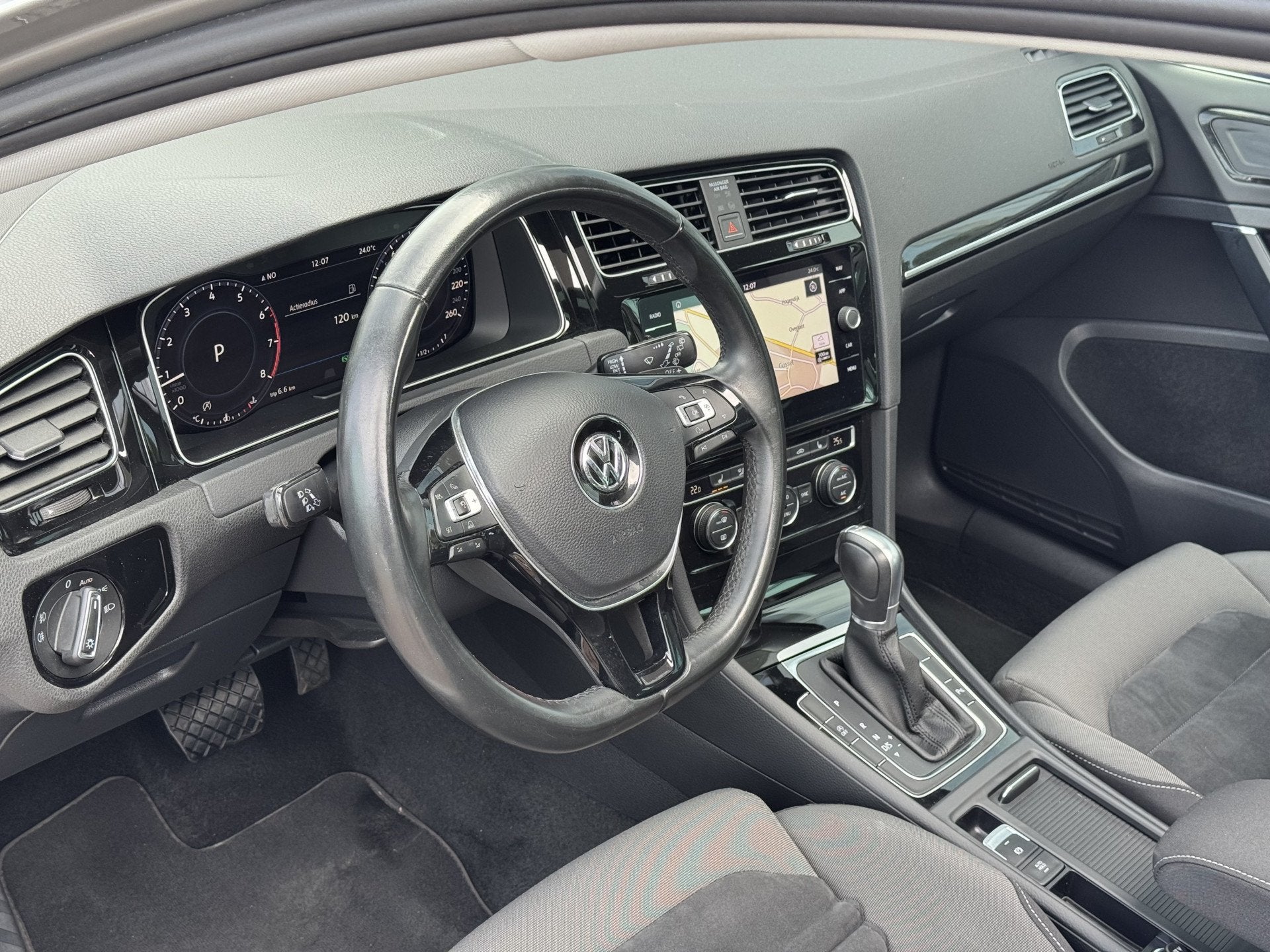 Volkswagen GOLF Variant 1.4 TSI Highline Business R Trekhaak, Gebruikt, Euro 6, 4 cilinders, 150 pk