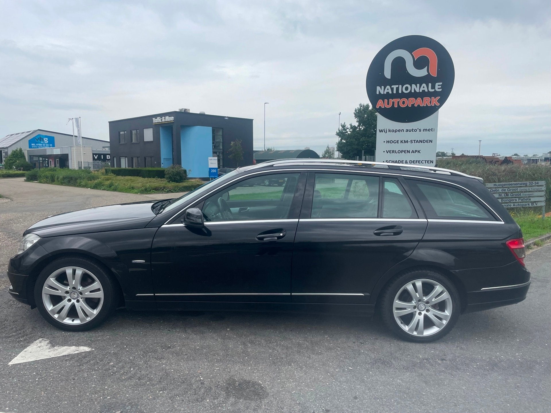 Mercedes-Benz C-klasse Estate | 2010 | 180 CGI BlueEFFICIENC, Euro 5, Achterwielaandrijving, Zwart, 14 km/l