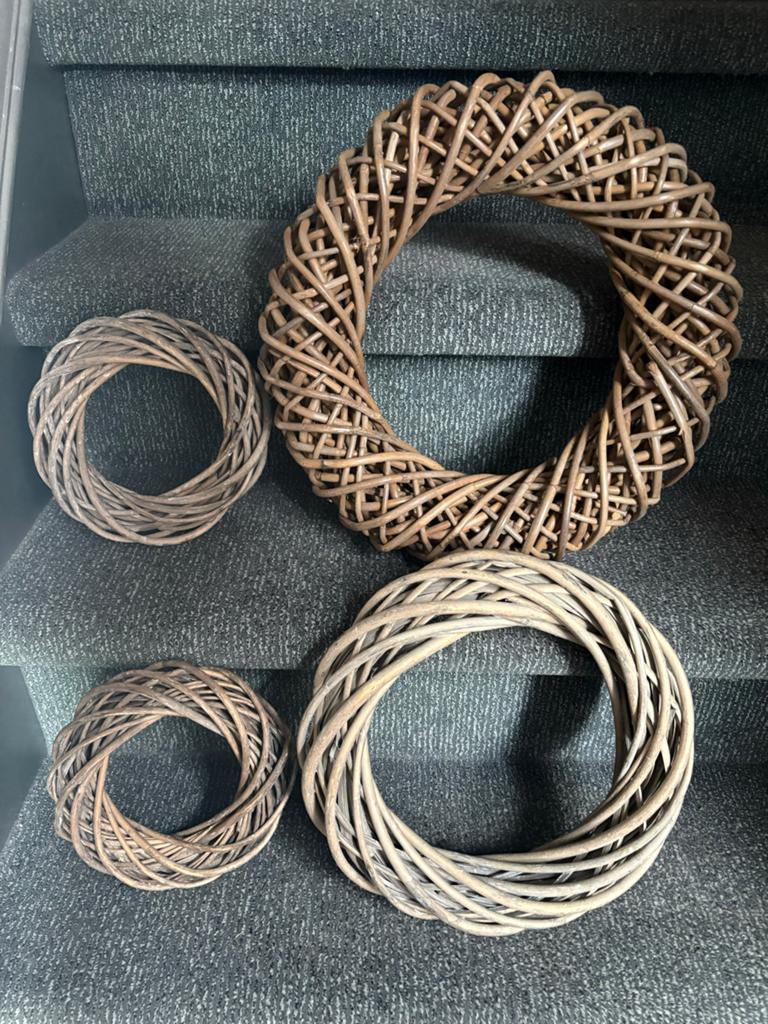 Set van 4 decoratieve kransen, Ophalen of Verzenden, Zo goed als nieuw