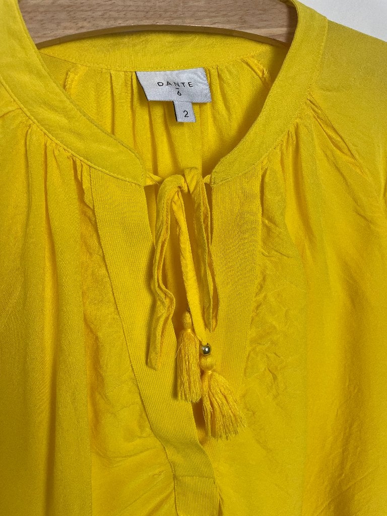Dante 6 blouse maat 2 / S geel chiffon met strik luchtig, Kleding | Dames, Maat 38/40 (M), Geel, Ophalen of Verzenden, Zo goed als nieuw