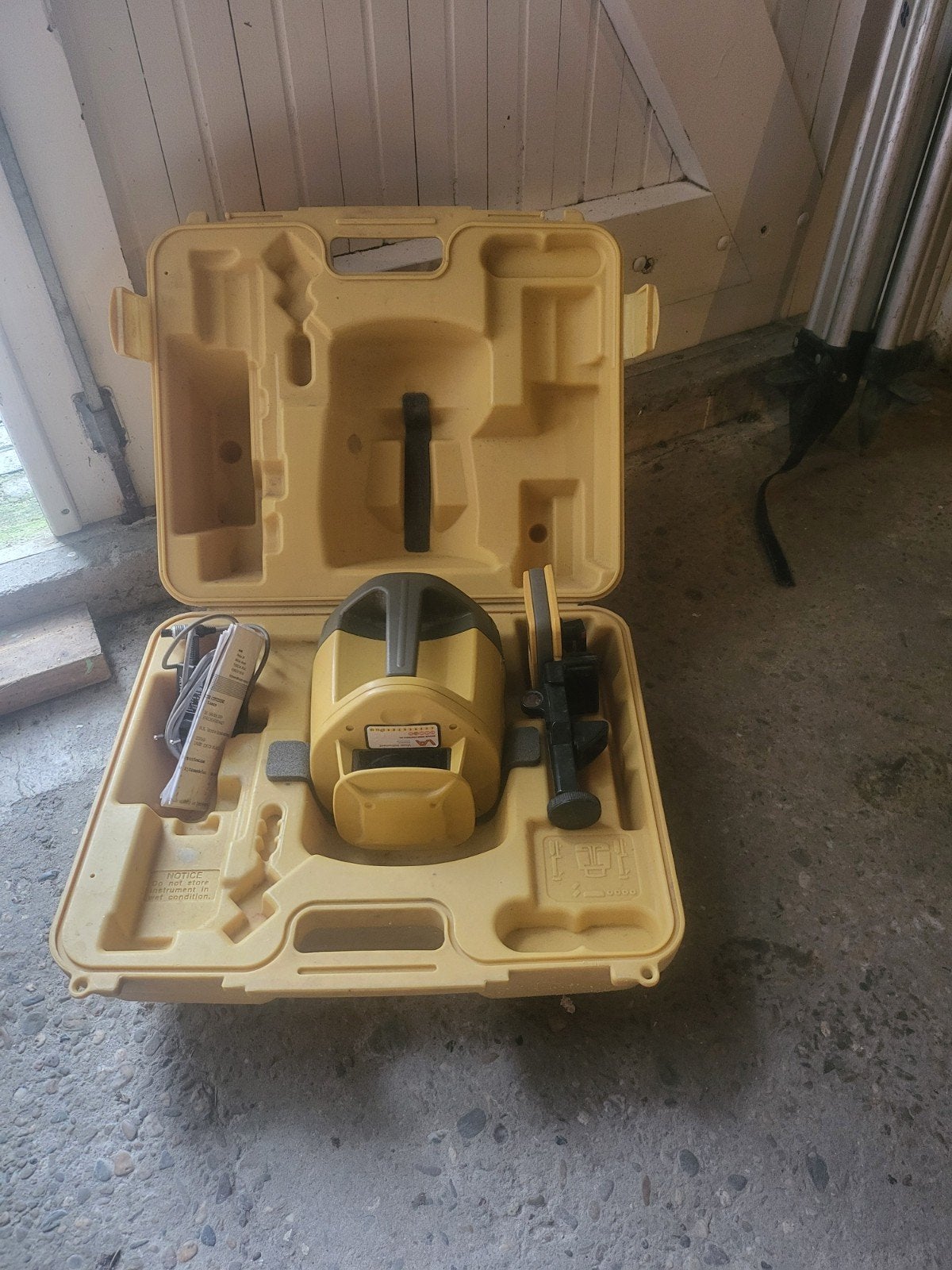 Topcon RL-H3CL Roterende Laser met Statief, Doe-het-zelf en Verbouw, Ophalen, Gebruikt