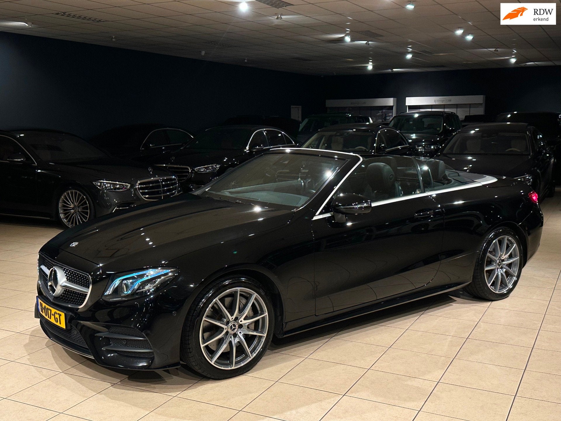 Mercedes-Benz E-klasse Cabrio 400 4MATIC AMG-PAKKET|MULTIBEA, Auto's, Automaat, Dealer onderhouden, Cabriolet, 4 stoelen