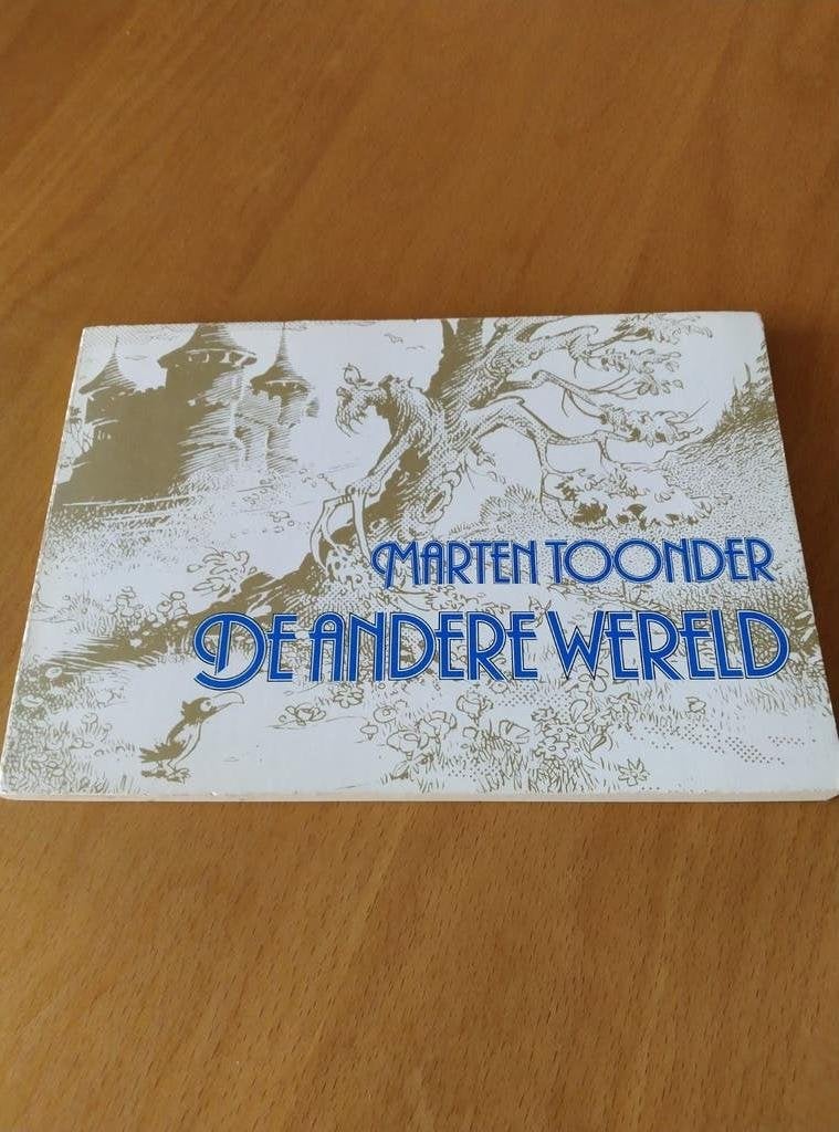 Marten Toonder - De Andere Wereld, Boeken, Ophalen of Verzenden, Gelezen, Marten Toonder, Nederland