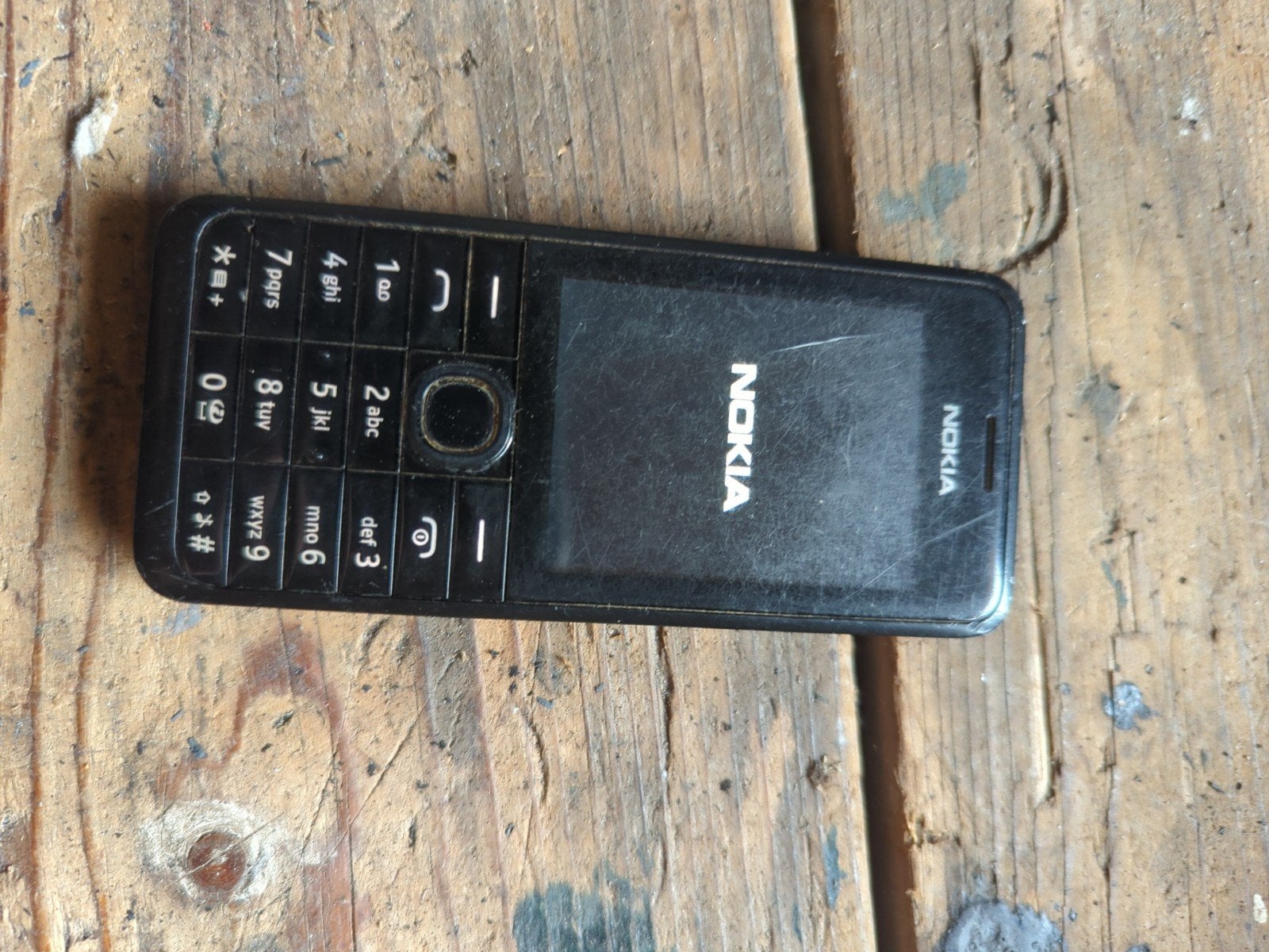 Nokia 301.1 met micro SD en oplader, Gebruikt, Zwart, Fysiek toetsenbord, 3 tot 6 megapixel